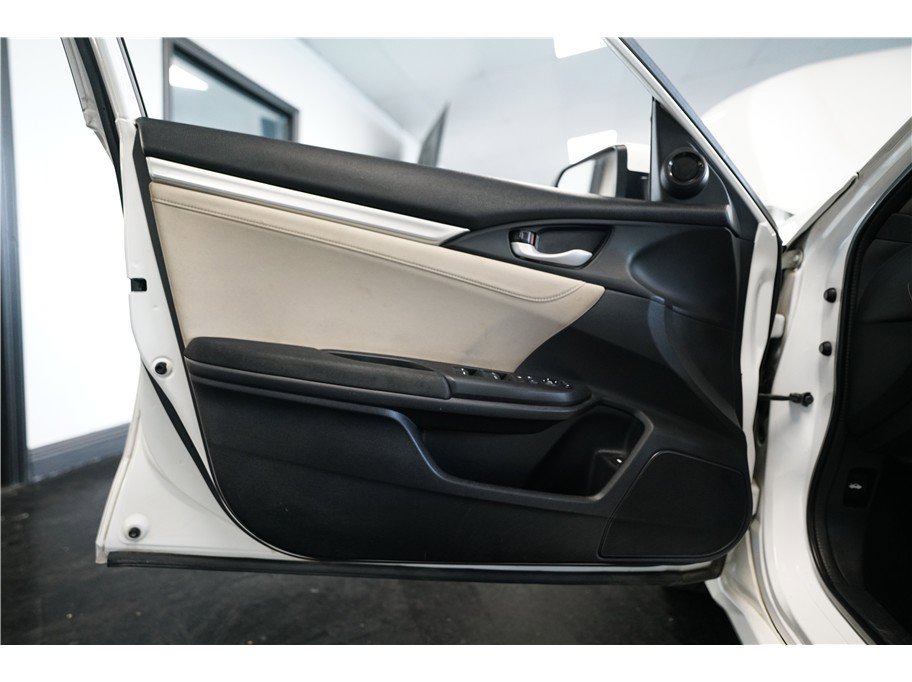 Used 2018 Honda Civic EX image 16