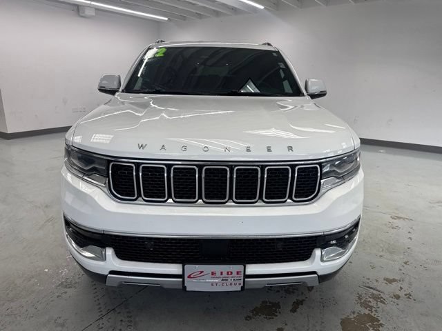 Used 2022 Jeep Wagoneer Series II AWD/4WD image 5