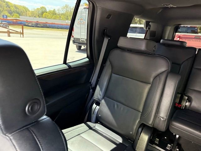 Used 2022 Chevrolet Tahoe Z71 w/ Luxury Package AWD/4WD image 55