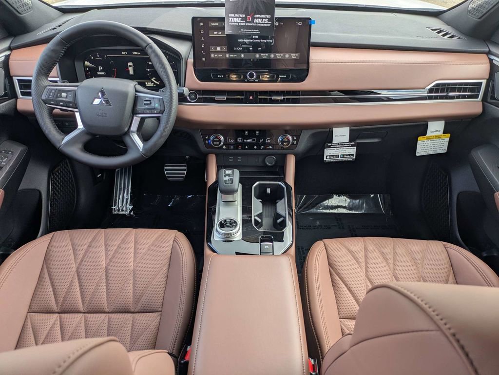 New 2026 Mitsubishi Outlander SEL image 16