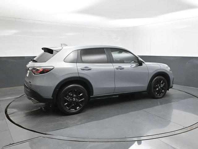 Certified 2025 Honda HR-V Sport image 15