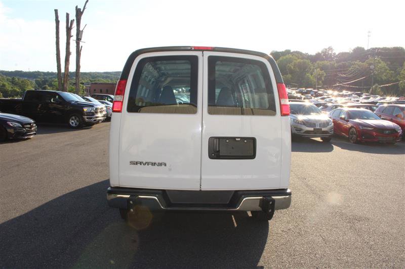 Used 2022 Chevrolet Express 2500 w/ Driver Convenience Package image 6