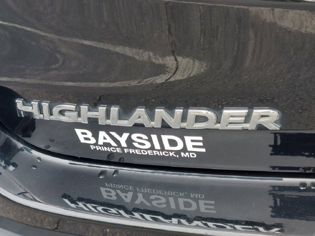Used 2017 Toyota Highlander Limited AWD/4WD image 49