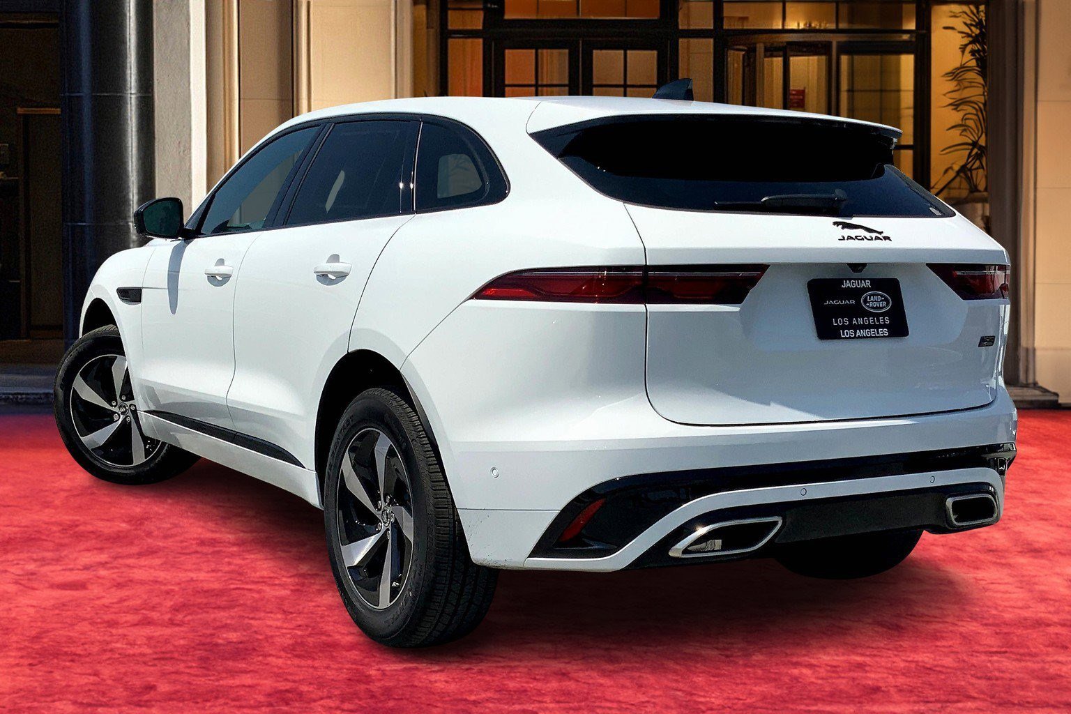 New 2026 Jaguar F-PACE R-Dynamic S image 2