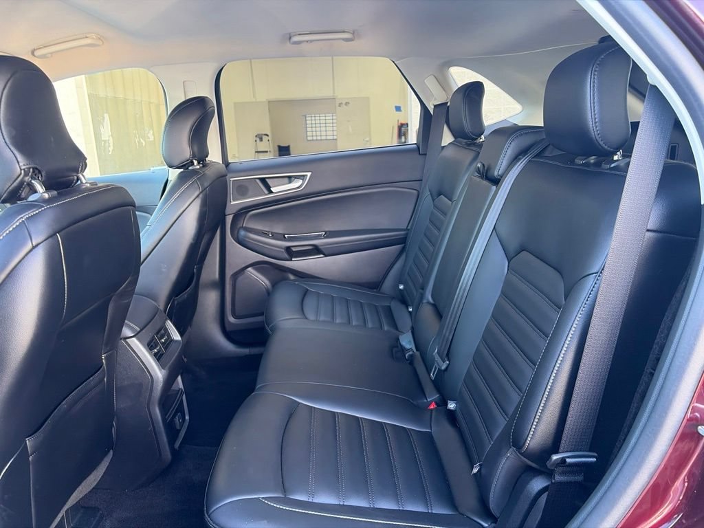 Used 2019 Ford Edge SEL w/ Equipment Group 201A AWD/4WD image 25