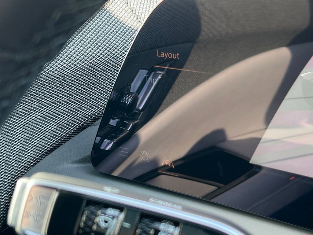 New 2026 Cadillac Optiq Luxury 1 image 31