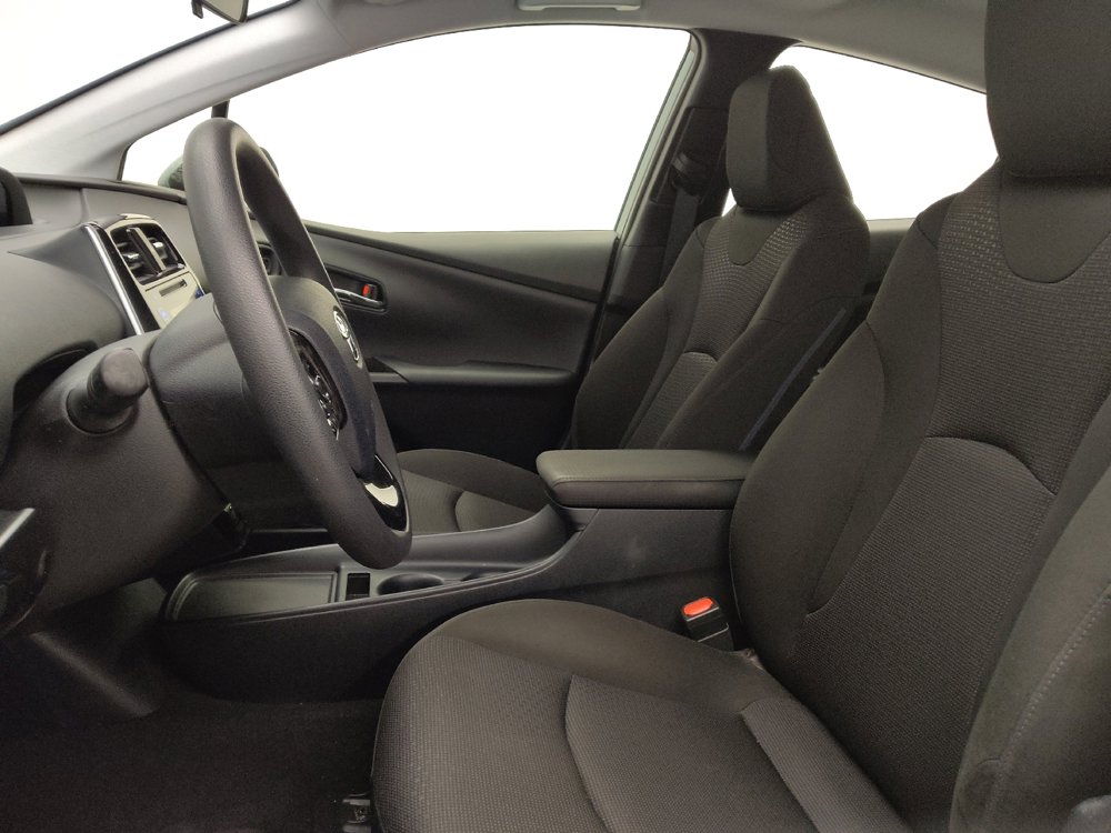 Used 2019 Toyota Prius LE AWD/4WD image 17