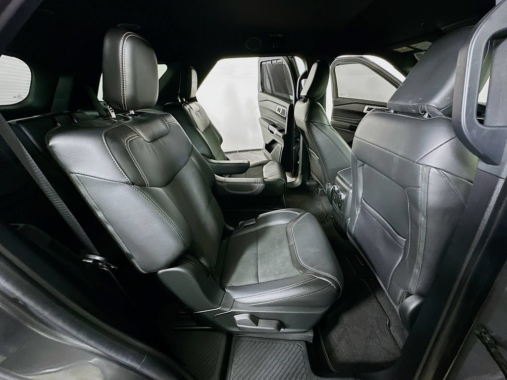 Used 2022 Ford Explorer ST w/ ST Street Pack RWD image 11