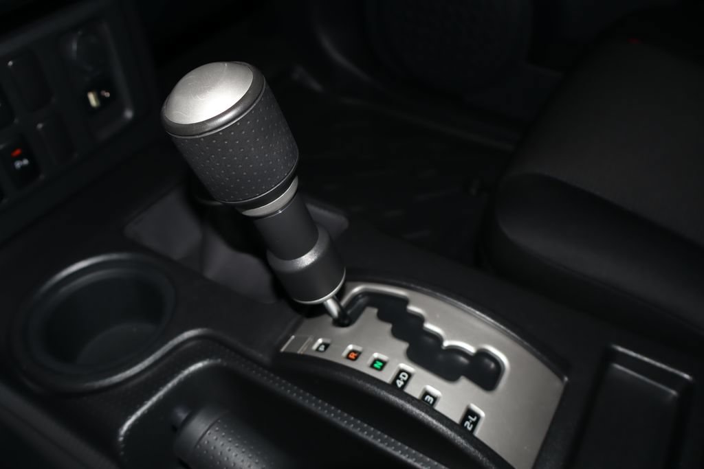 Used 2012 Toyota FJ Cruiser 4WD w/ Upgrade Pkg image 32