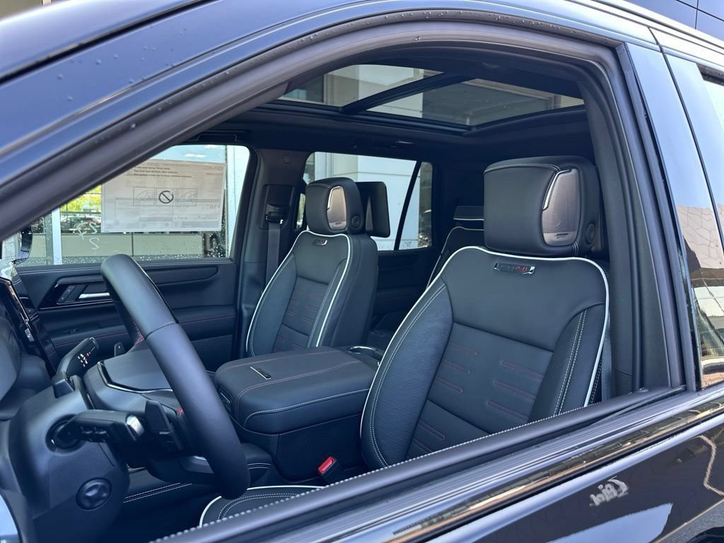 New 2026 GMC Yukon AT4 Ultimate AWD/4WD image 9