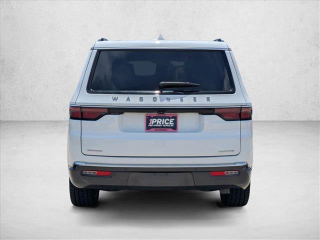Used 2022 Jeep Wagoneer Series II w/ Premium Group I AWD/4WD image 7
