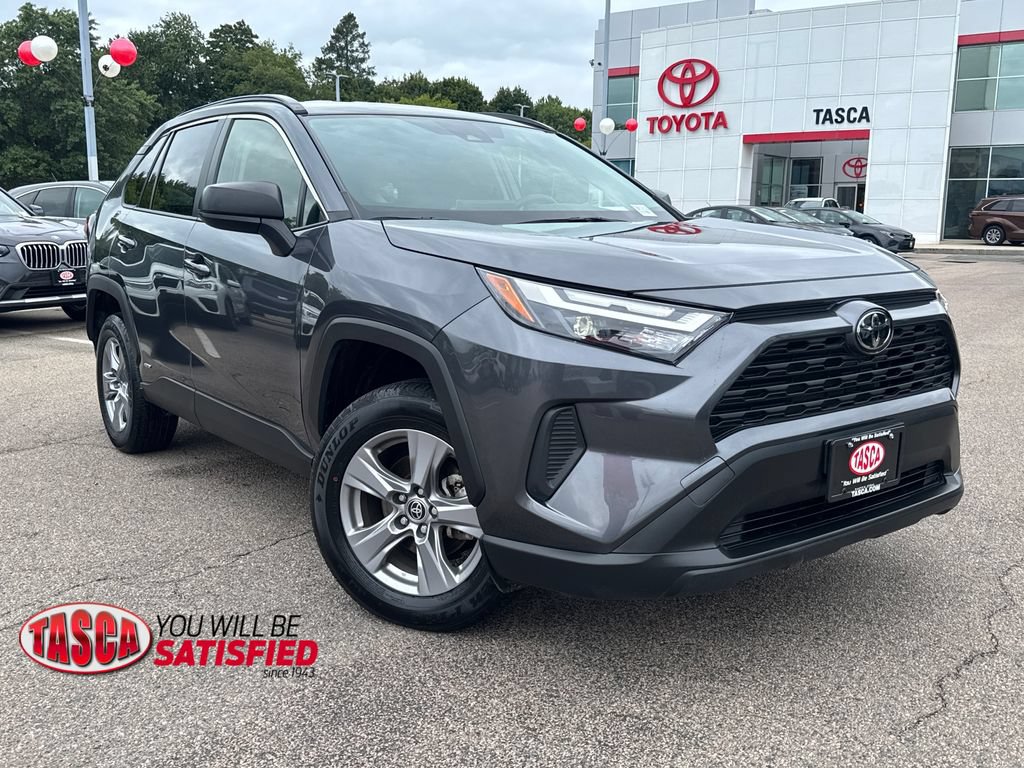 Used 2025 Toyota RAV4 LE AWD/4WD image 1