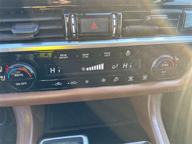 Certified 2022 Nissan Pathfinder Platinum w/ Cargo Package image 17