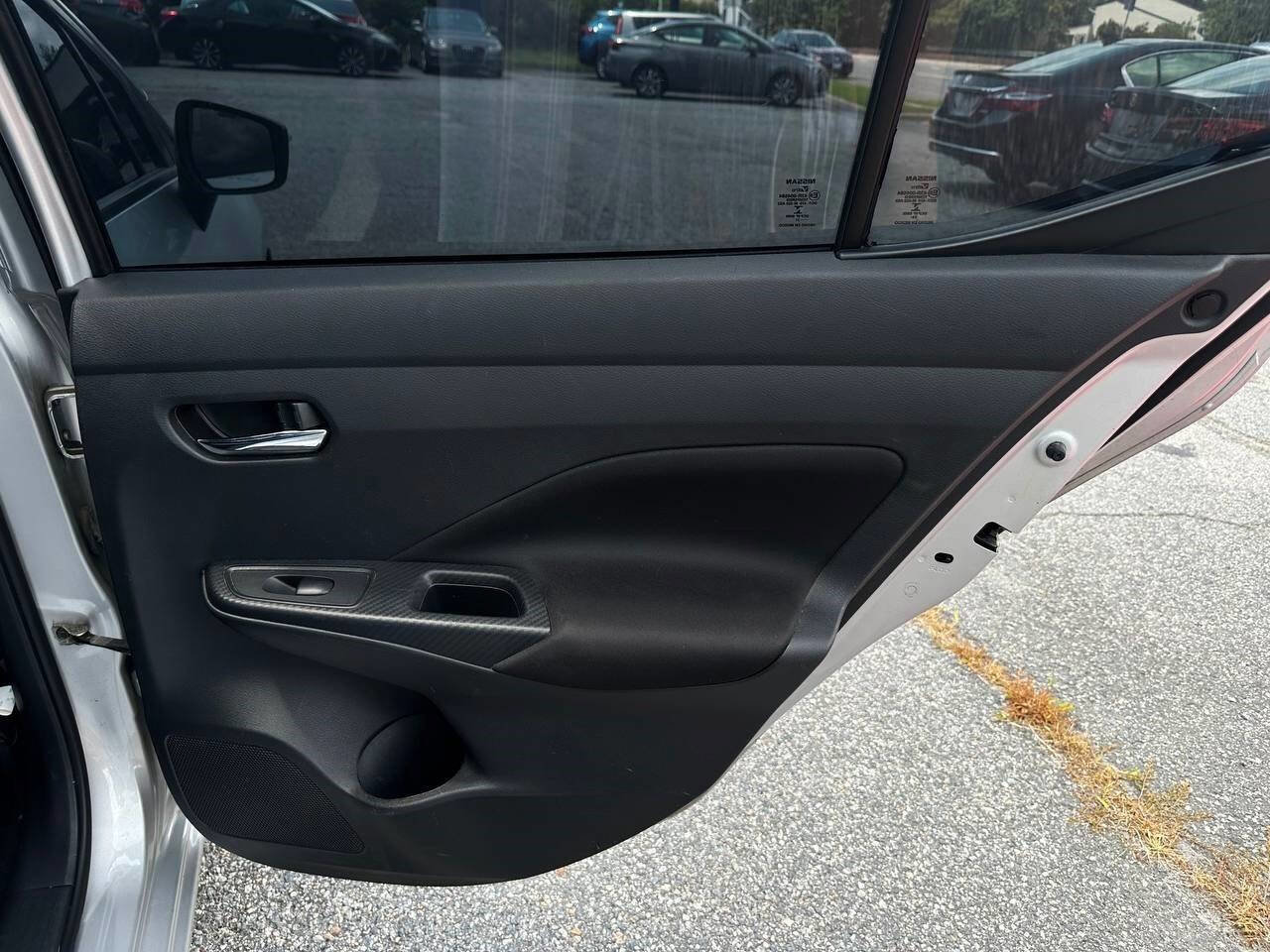 Used 2021 Nissan Versa SV image 18