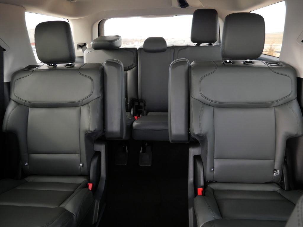 New 2026 Ford Expedition Active image 21