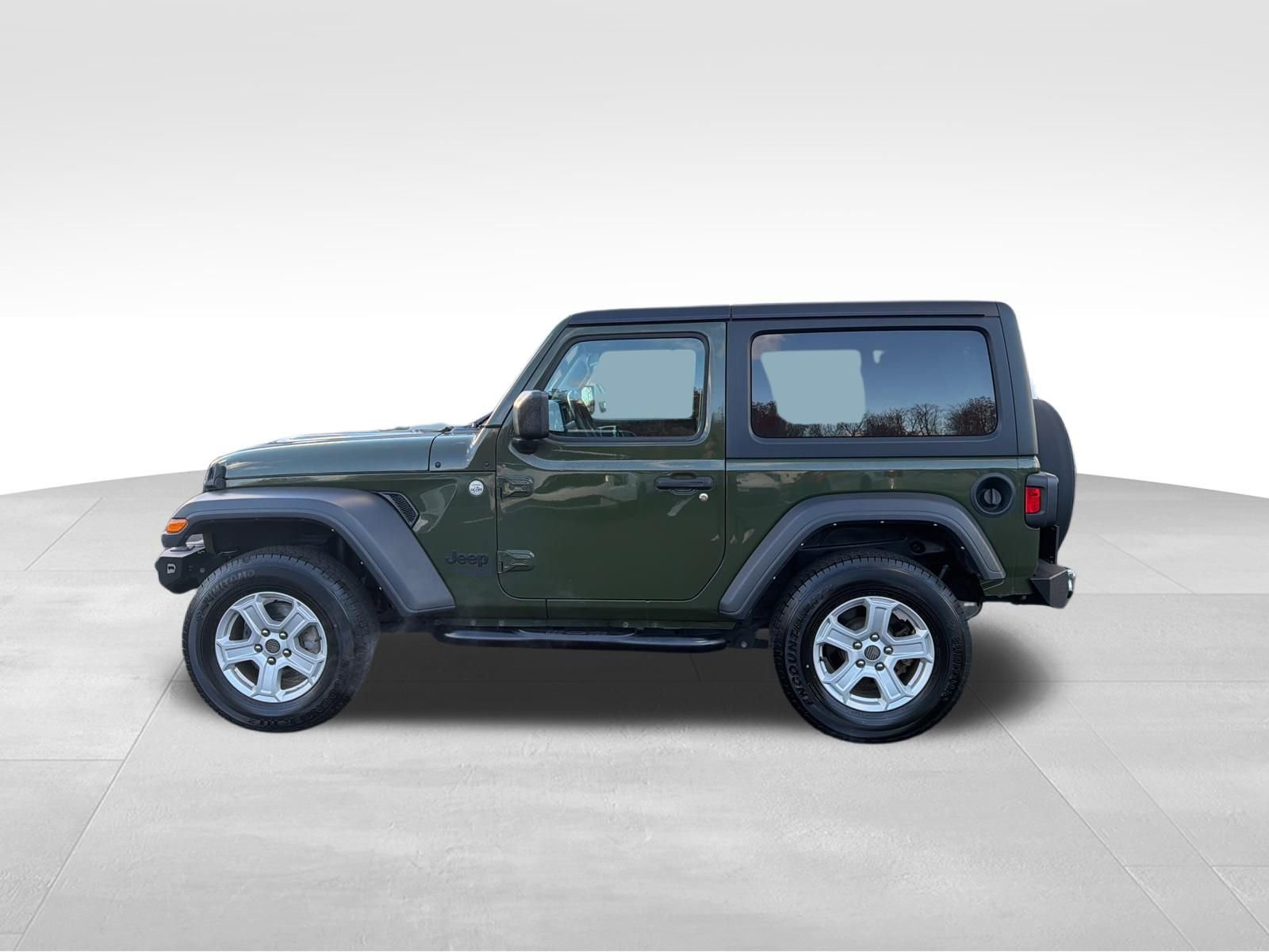 Used 2021 Jeep Wrangler Sport S image 11