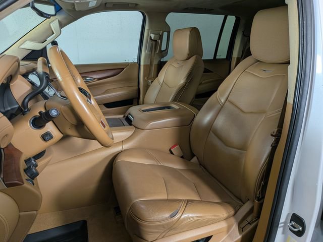 Used 2016 Cadillac Escalade ESV Platinum AWD/4WD image 8