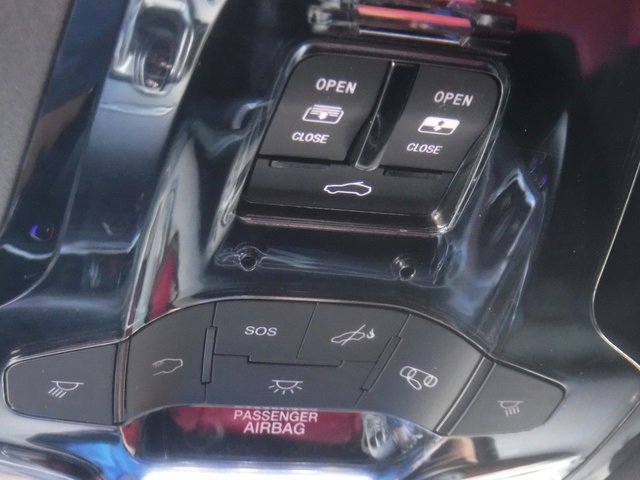 Used 2024 Alfa Romeo Stelvio Veloce image 43