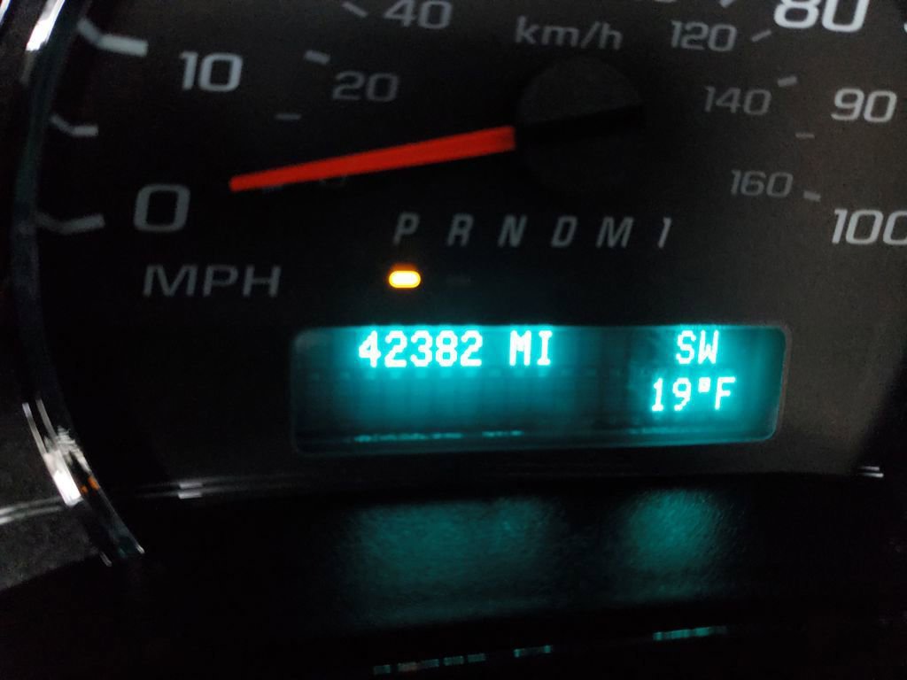 Used 2023 Chevrolet Express 2500 Extended image 17