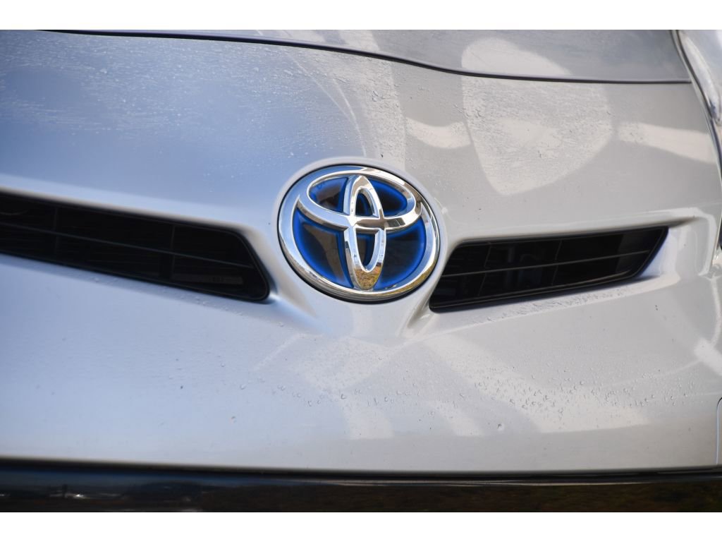 Used 2015 Toyota Prius Four image 11