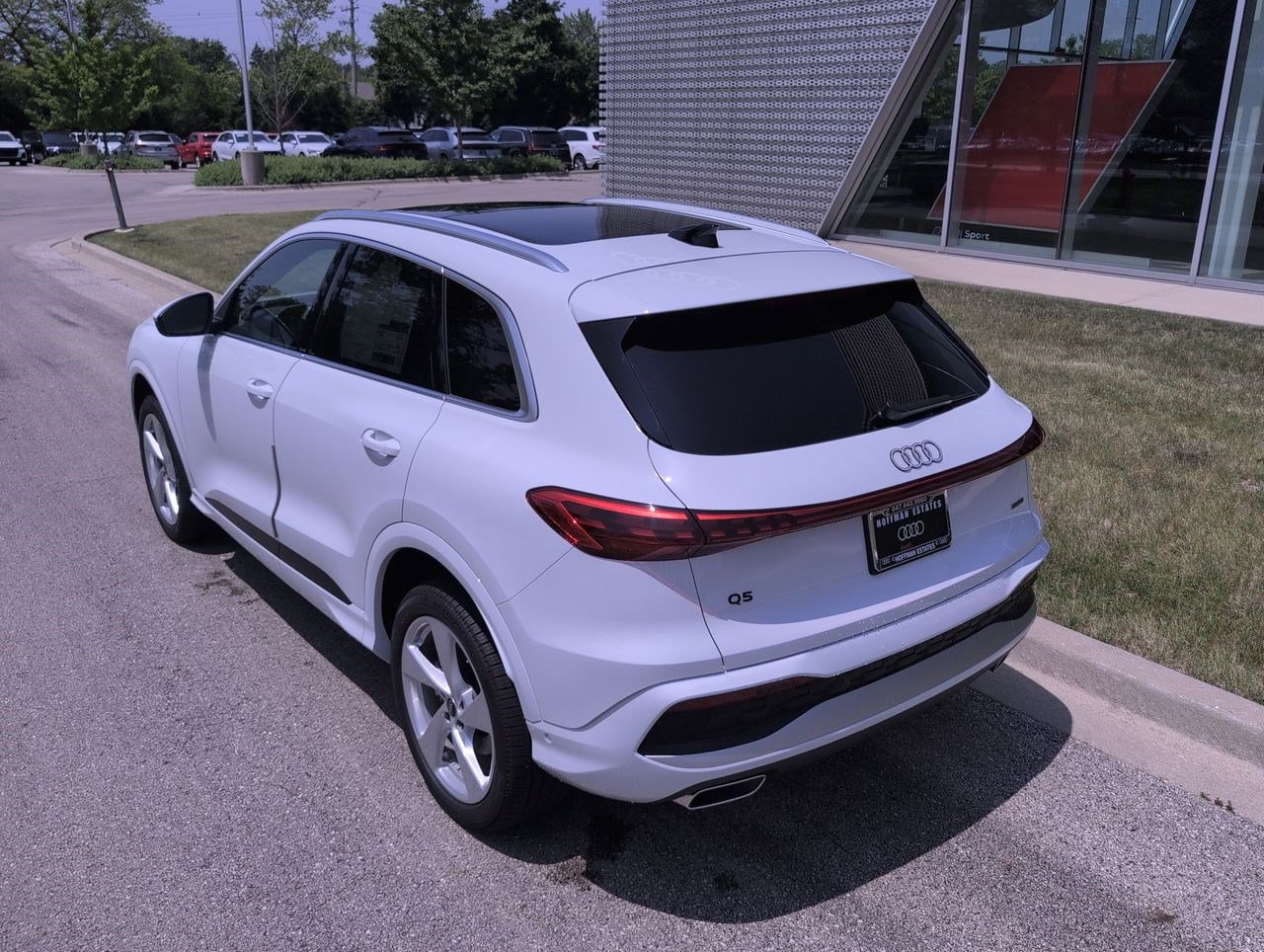 New 2025 Audi Q5 Premium Plus image 32