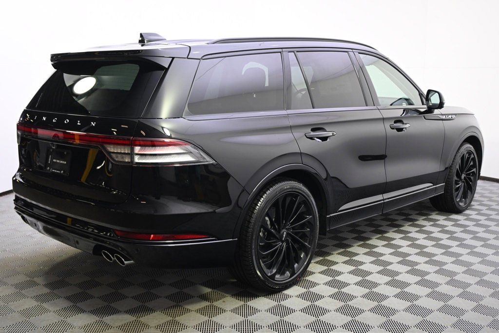 New 2026 Lincoln Aviator Reserve image 7