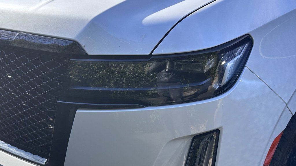 Used 2023 Cadillac Escalade Sport Platinum w/ LPO, ONYX Package image 13