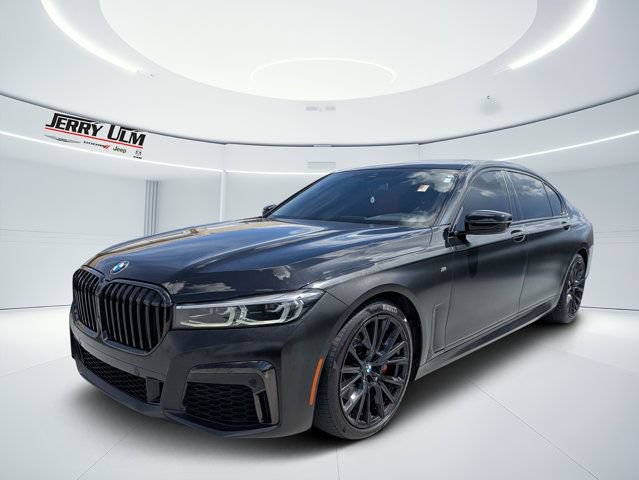 Used 2022 BMW 740i w/ M Sport Package RWD image 7