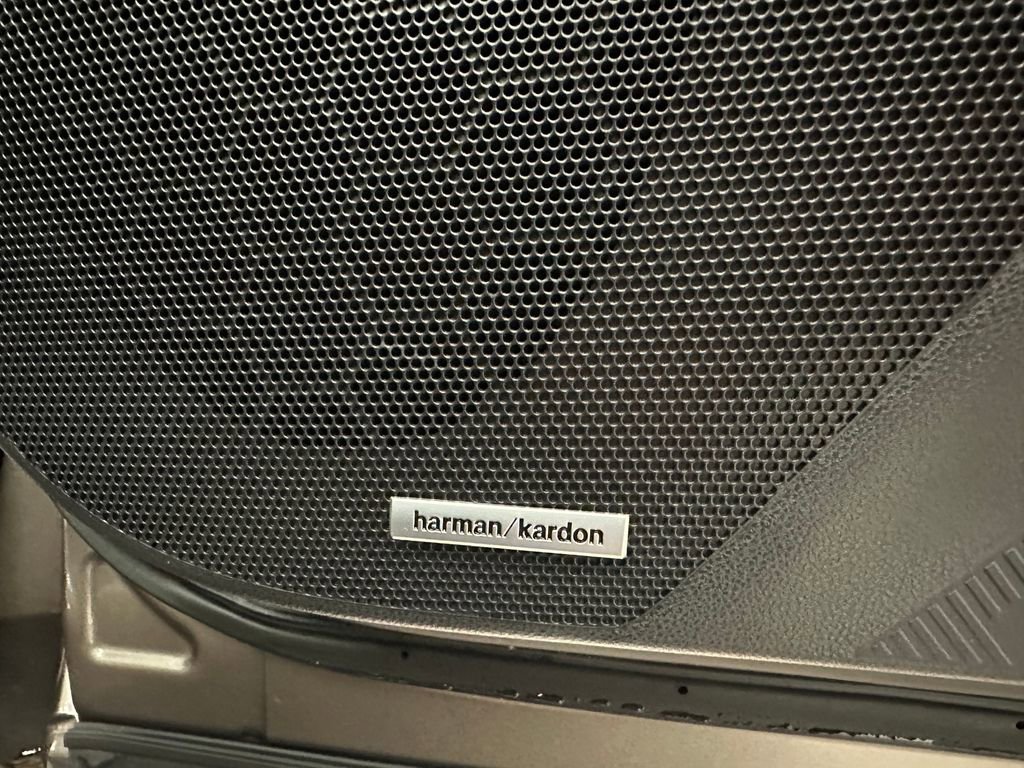 Used 2025 Subaru Forester Touring image 37