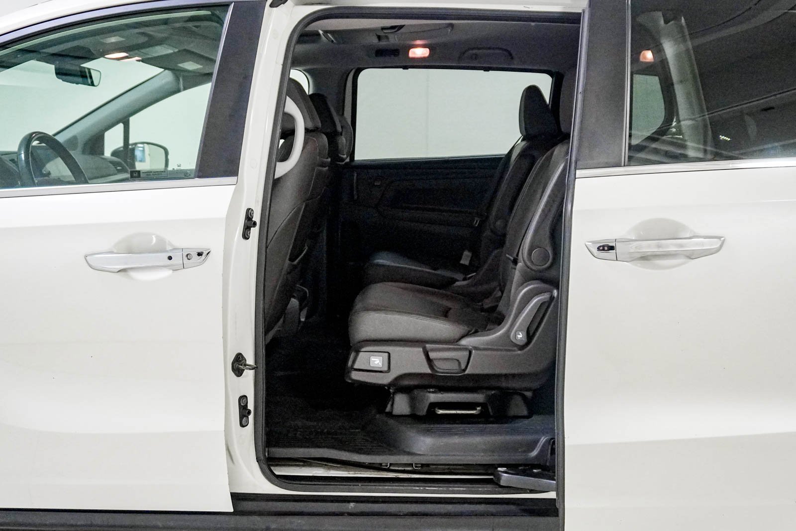 Used 2018 Honda Odyssey EX-L image 40