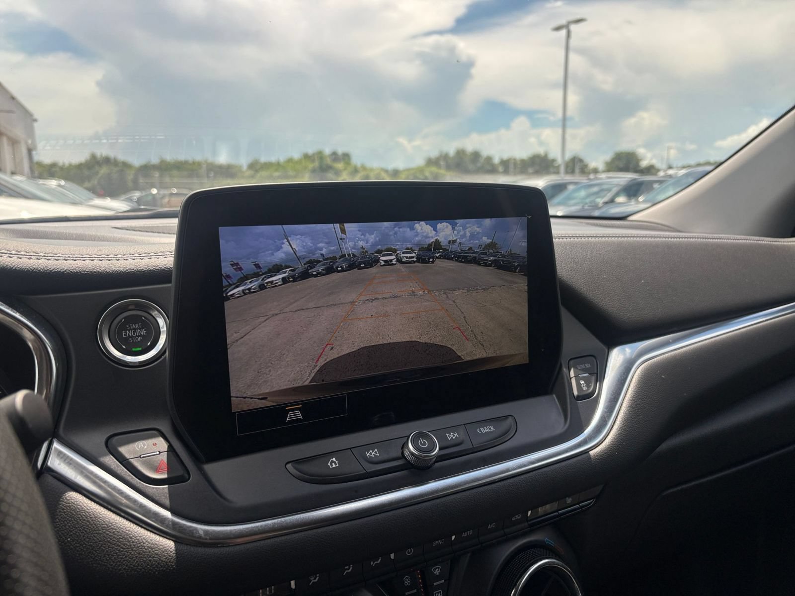 Used 2026 Chevrolet Blazer LT FWD image 24