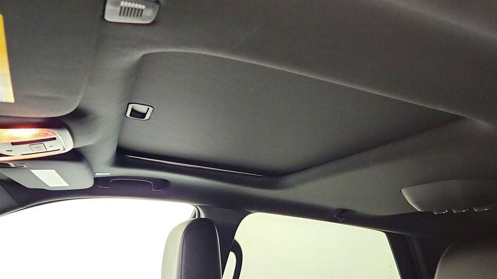 Used 2023 Dodge Durango GT AWD/4WD image 22