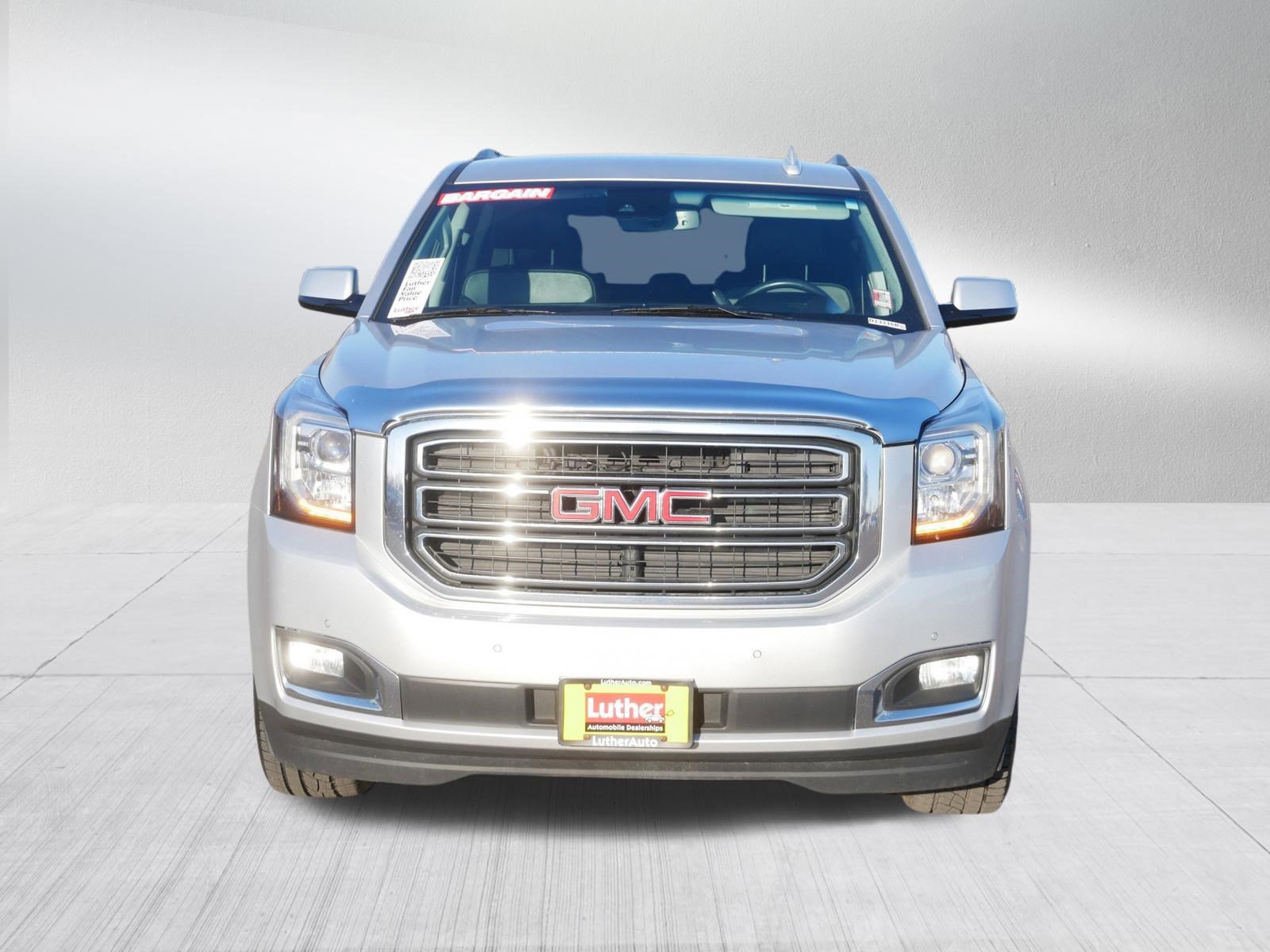 Used 2017 GMC Yukon SLT w/ HD Trailering Package image 2