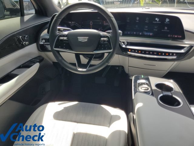 Certified 2024 Cadillac Lyriq Luxury RWD image 19