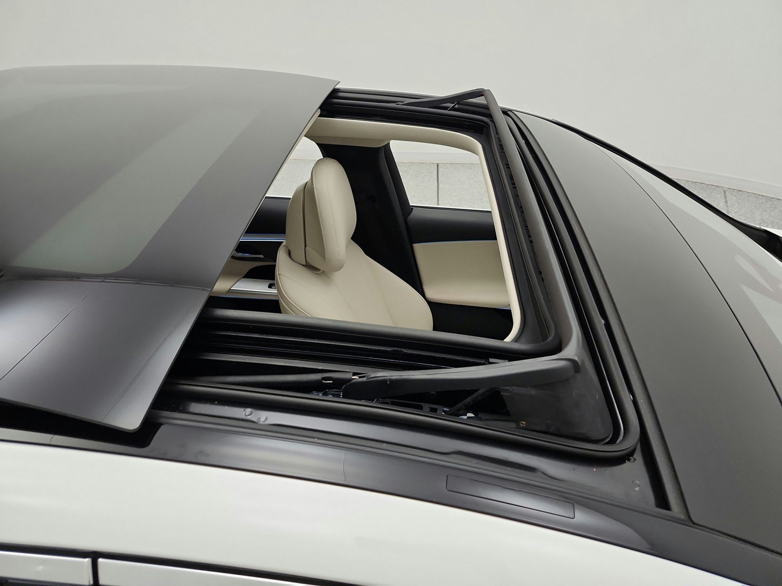 Certified 2026 Mercedes-Benz E 350 Sedan image 17