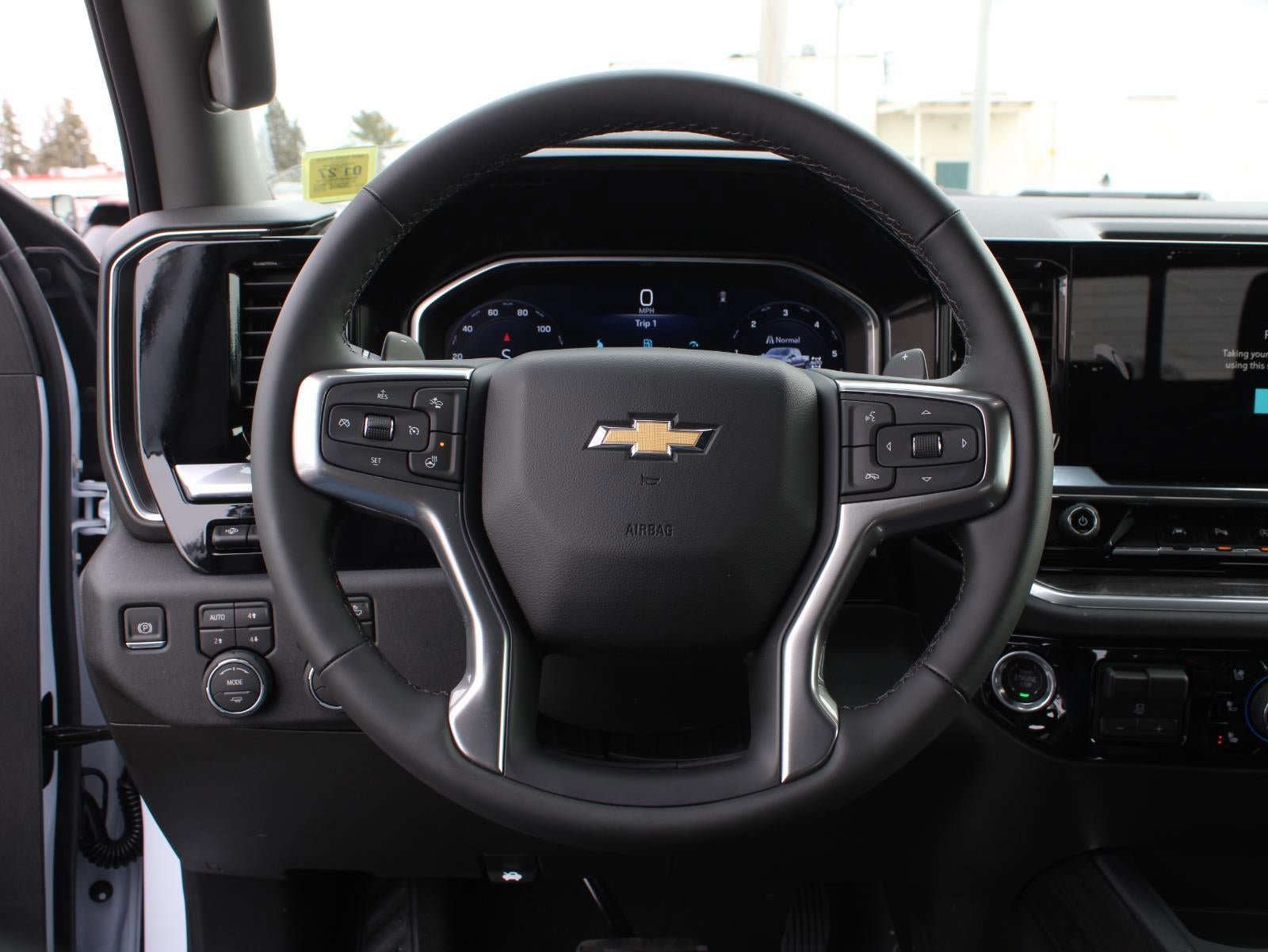 New 2026 Chevrolet Silverado 1500 LTZ w/ LTZ Premium Package AWD/4WD image 8