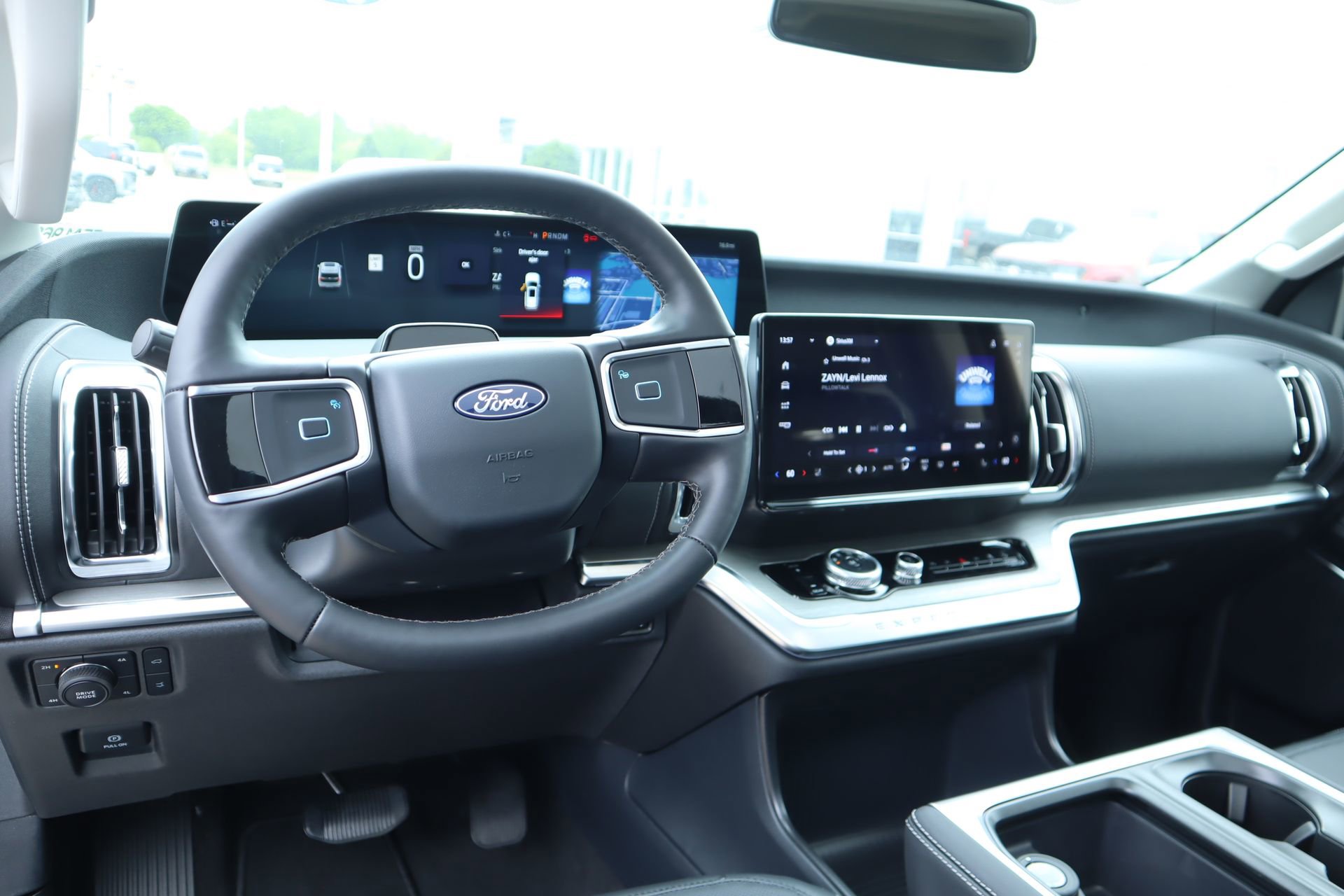 New 2026 Ford Expedition Max Platinum w/ Driver's Package AWD/4WD image 2