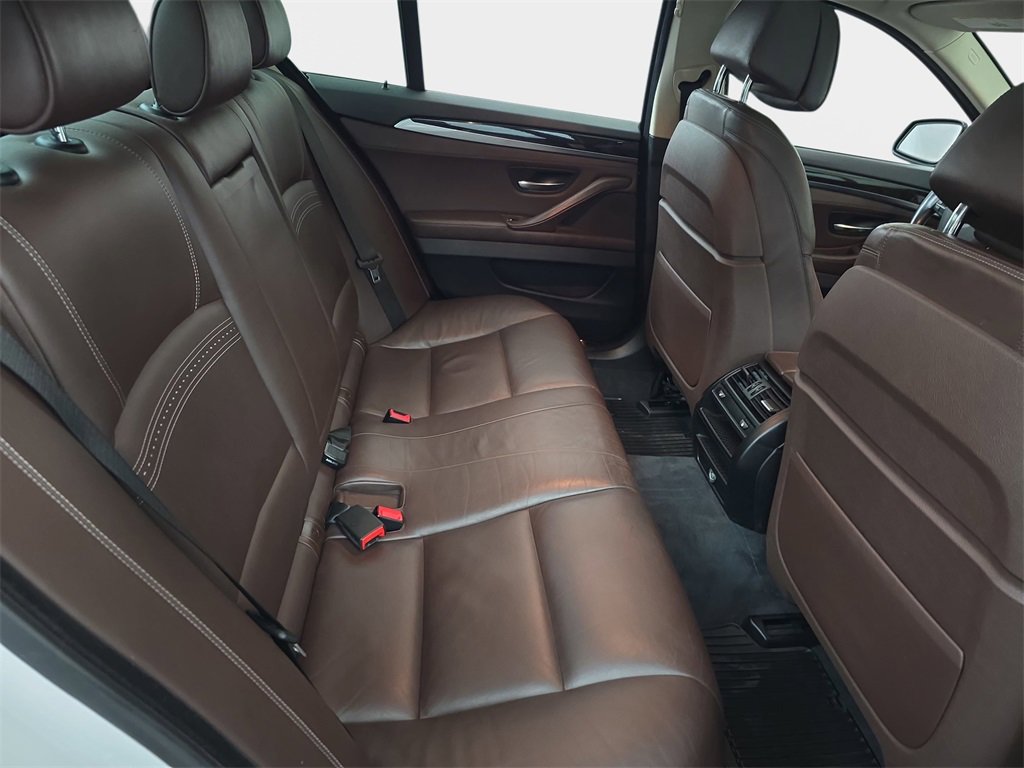 Used 2016 BMW 535i Sedan image 14