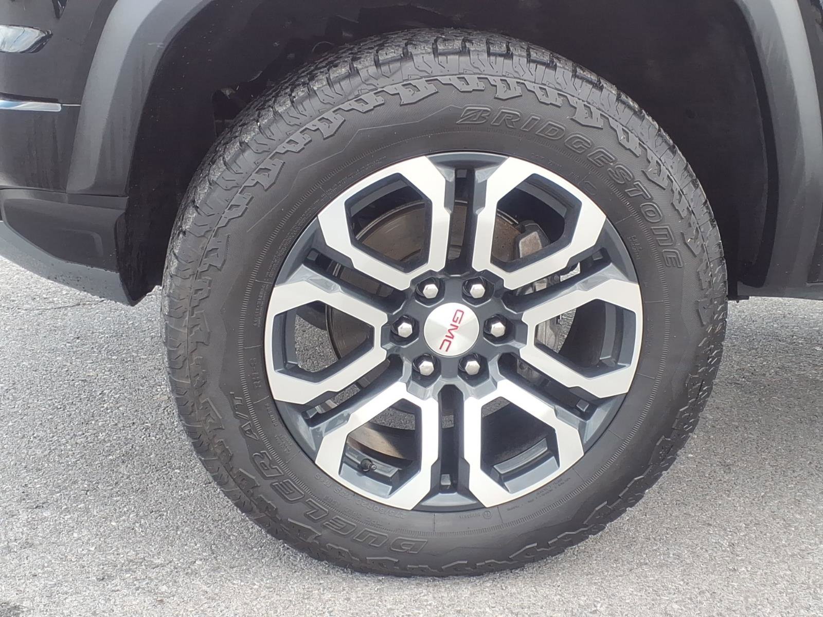 Certified 2023 GMC Canyon AT4 w/ LPO, Sports Bar Package image 11