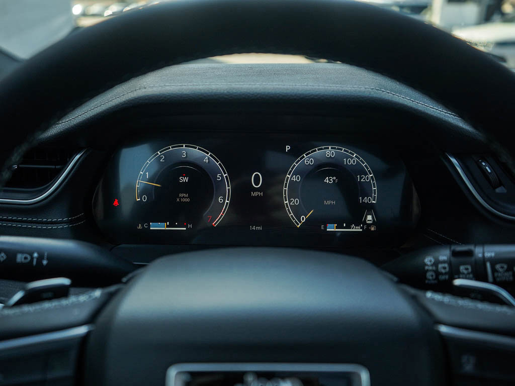 New 2025 Jeep Grand Cherokee Limited image 22