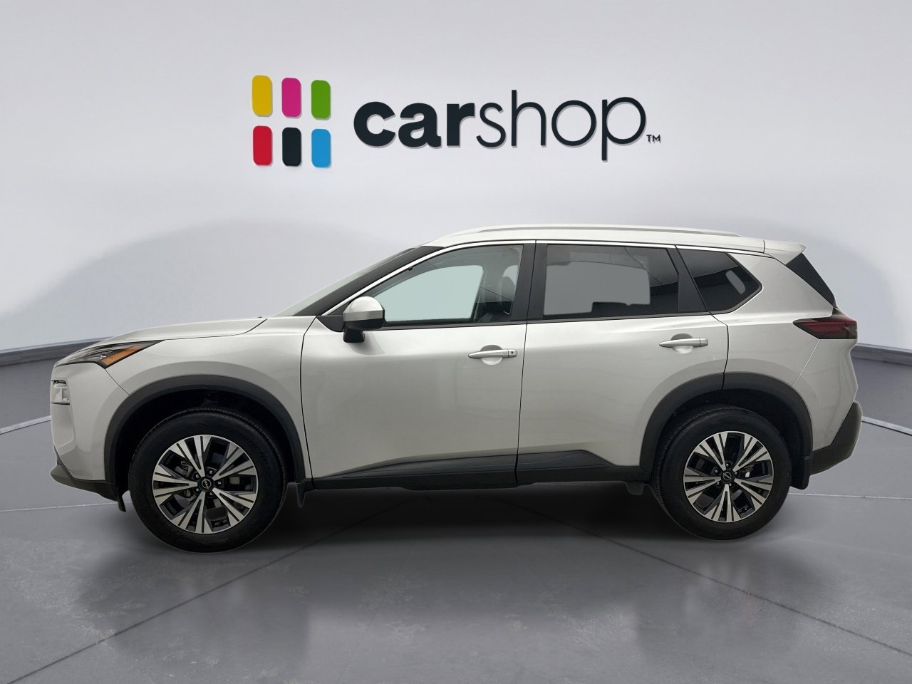 Used 2023 Nissan Rogue SV w/ SV Premium B Package image 2