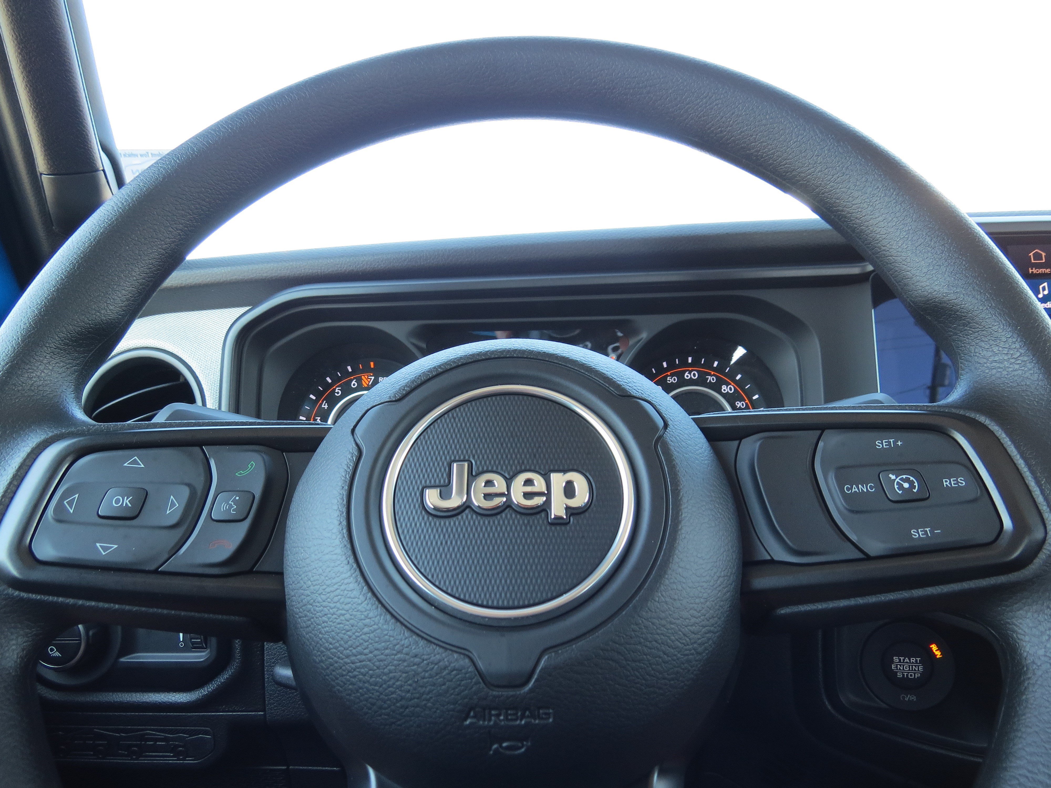 New 2026 Jeep Gladiator Sport AWD/4WD image 14