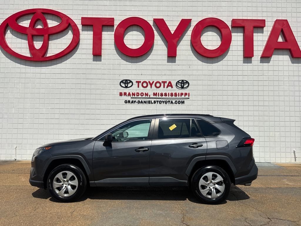Used 2020 Toyota RAV4 LE w/ All Weather Liner Package image 4
