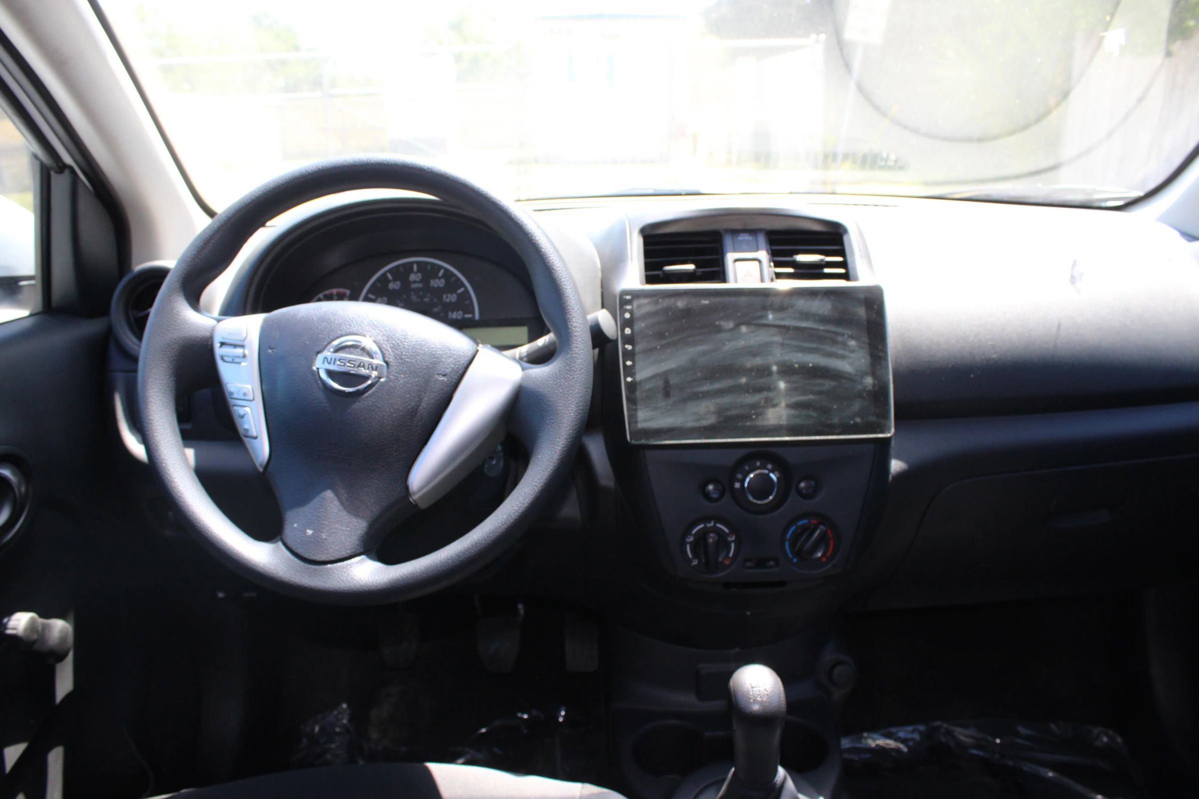 Used 2018 Nissan Versa S FWD image 8