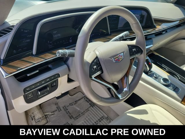 Used 2021 Cadillac Escalade ESV Premium Luxury Platinum AWD/4WD image 18