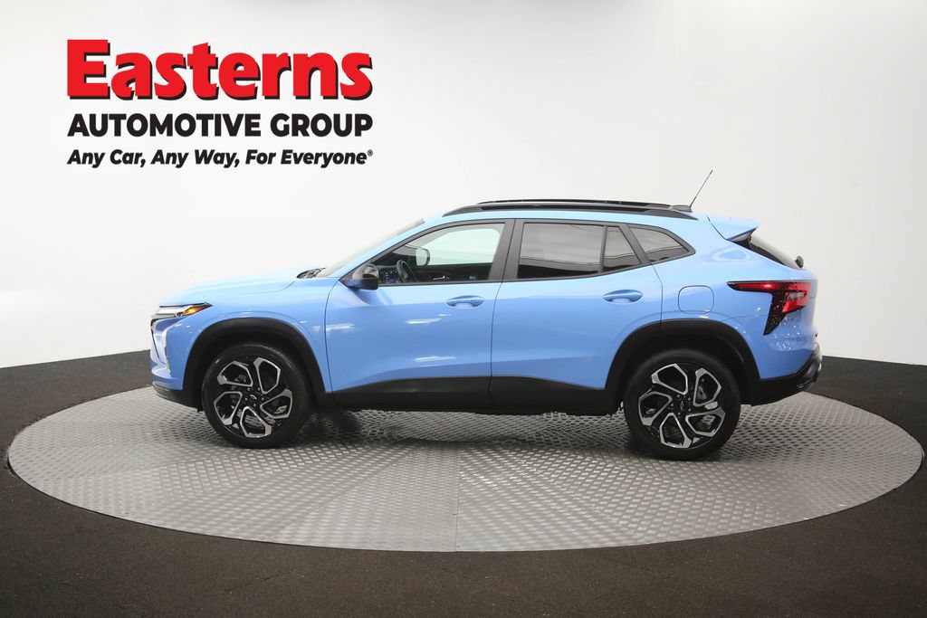 Used 2024 Chevrolet Trax RS w/ Driver Confidence Package FWD image 60