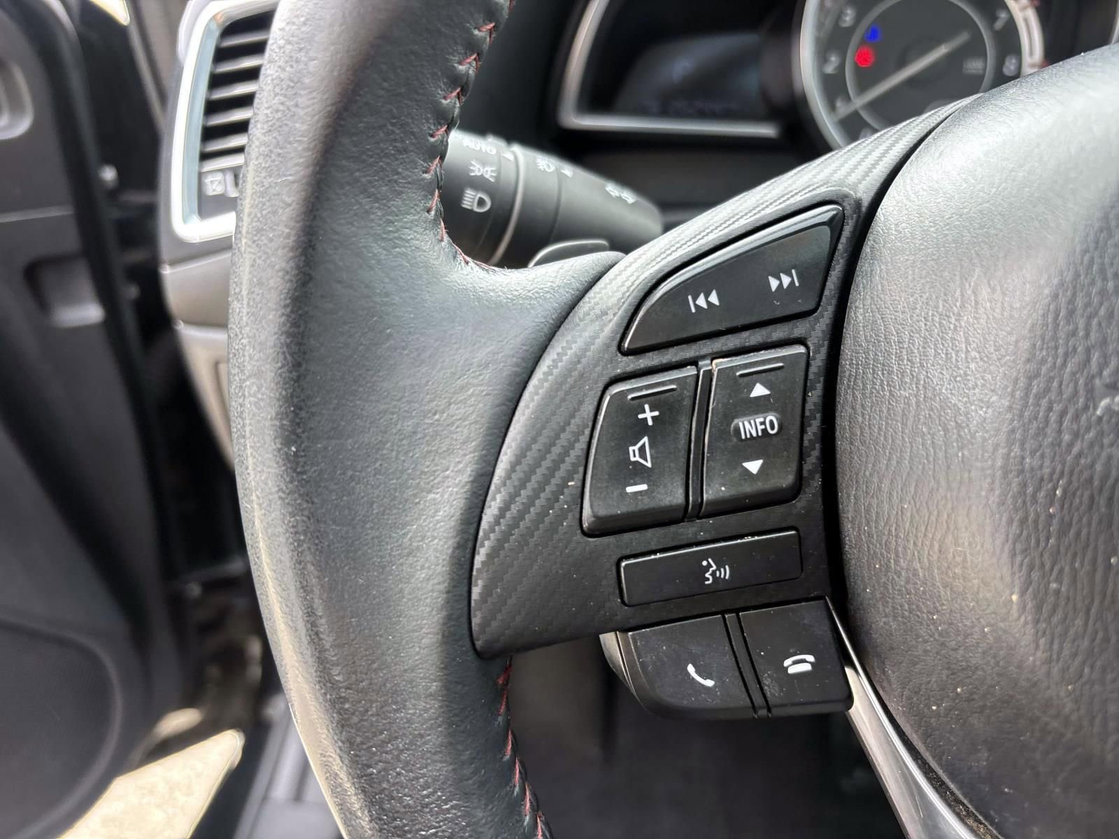 Used 2014 MAZDA MAZDA3 s Grand Touring w/ Technology Package image 17