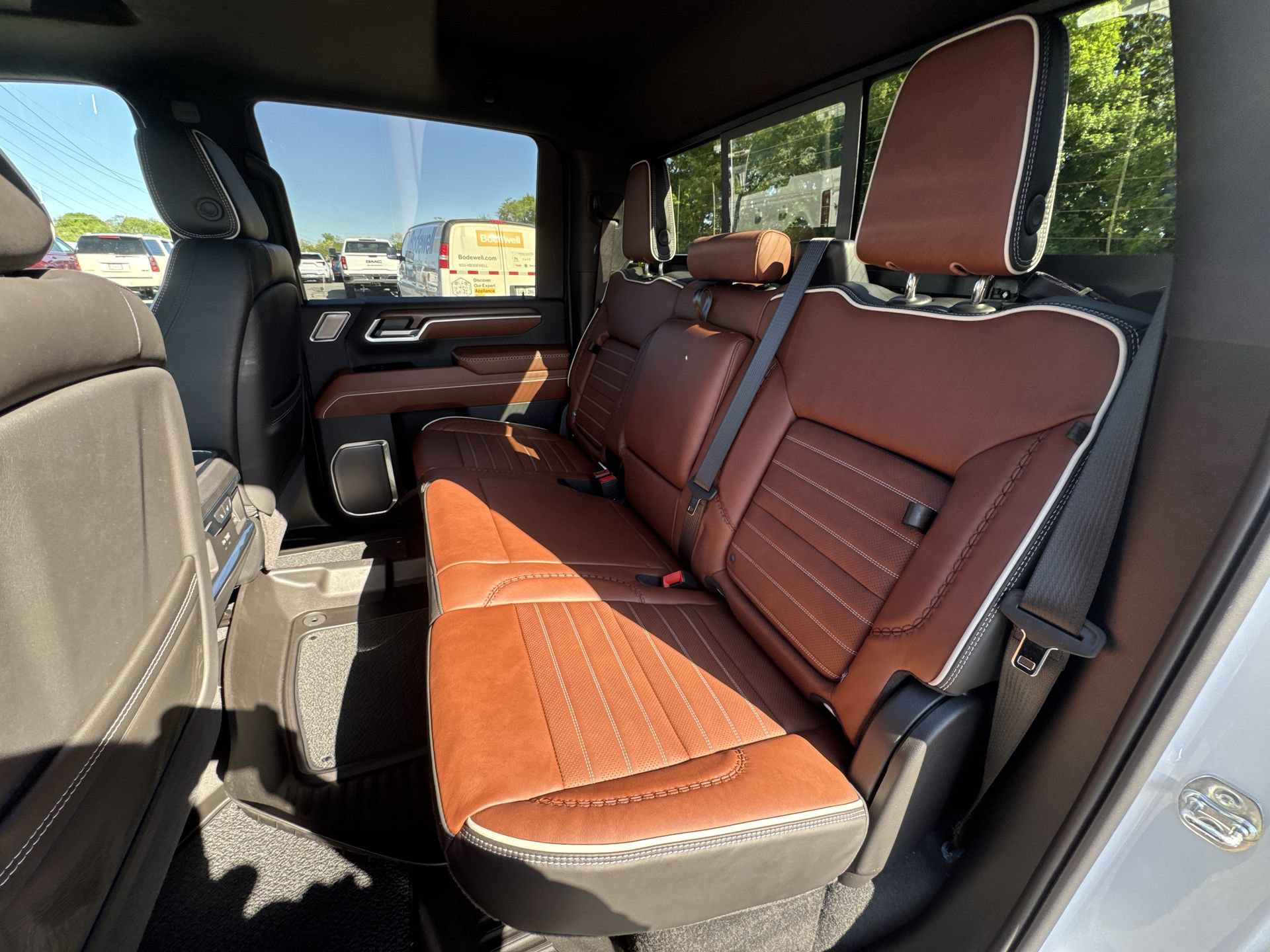 New 2026 GMC Sierra 2500 Denali Ultimate AWD/4WD image 25