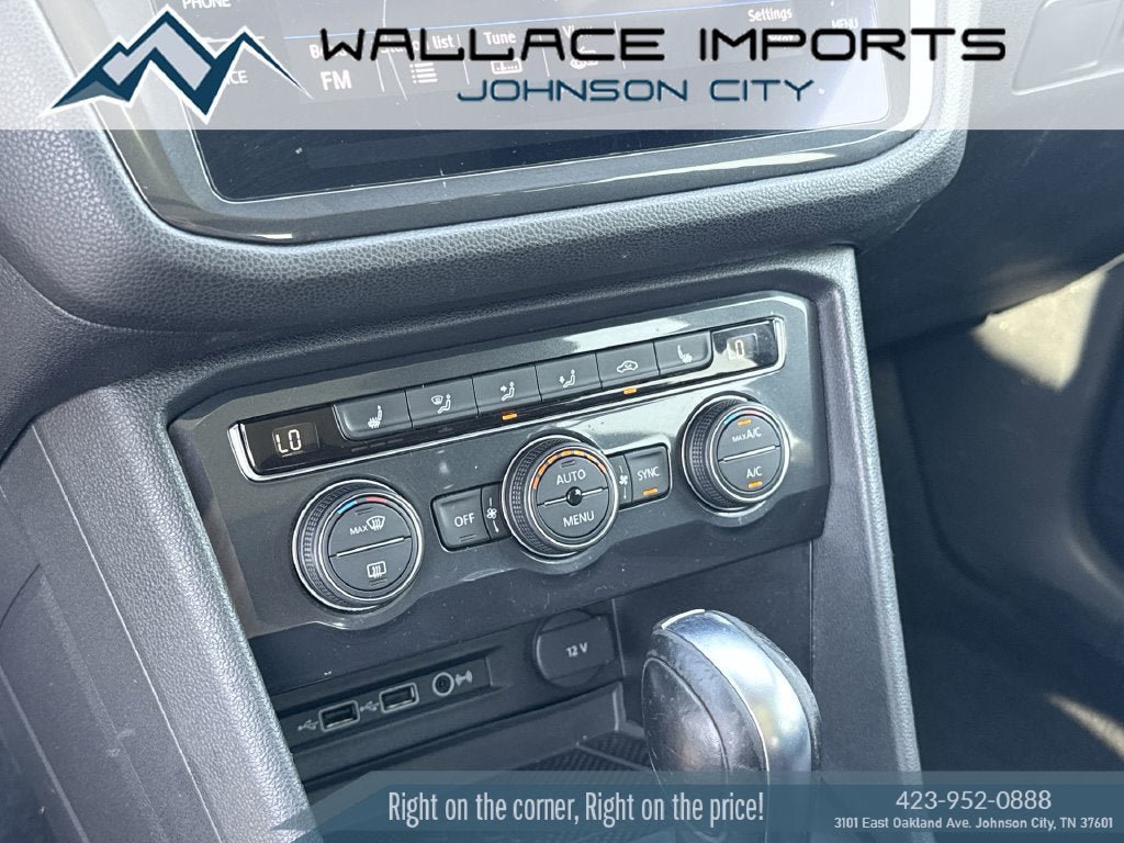 Used 2020 Volkswagen Tiguan SEL FWD image 26