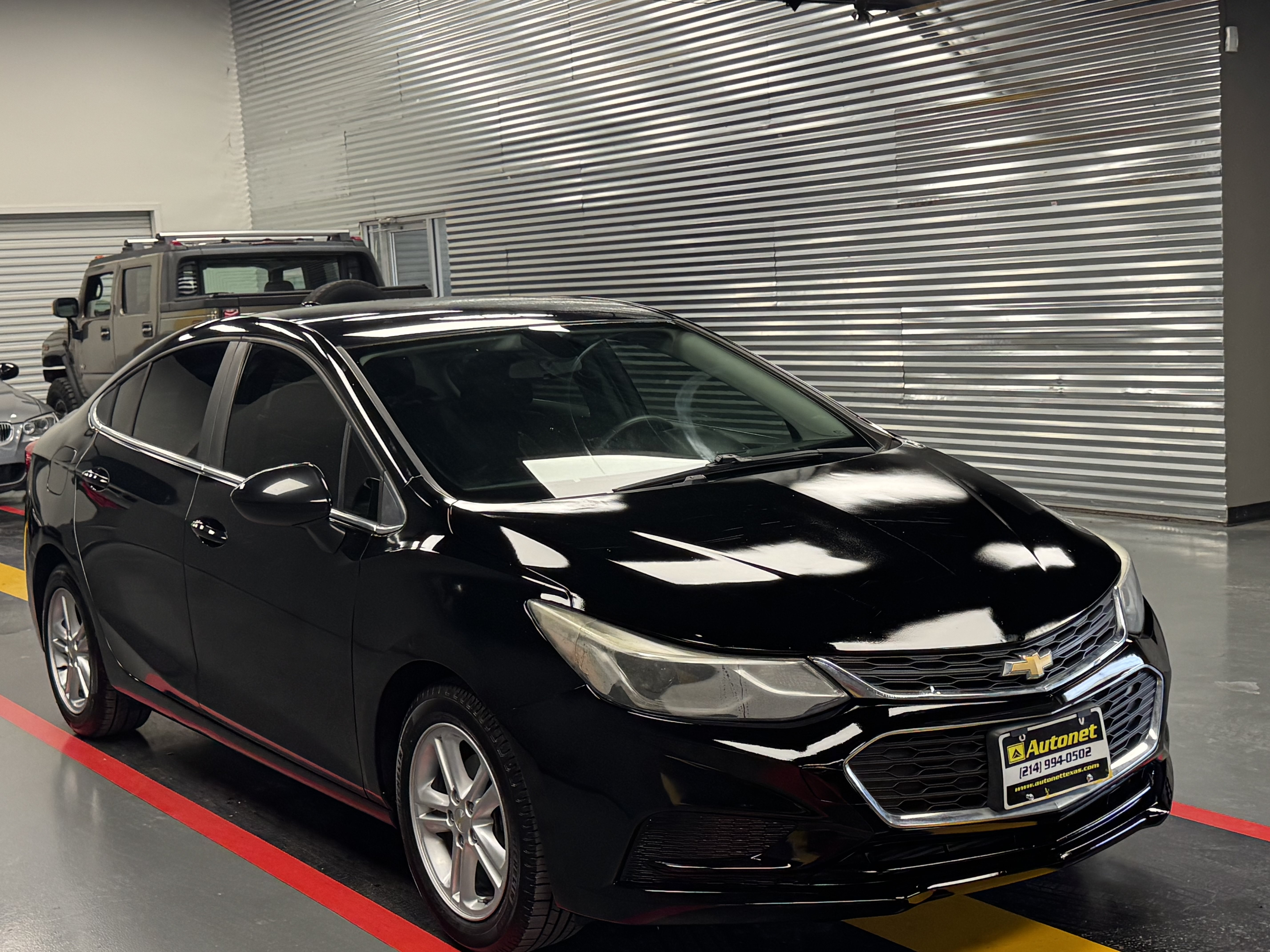 Used 2017 Chevrolet Cruze LT FWD image 5